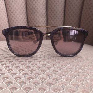 Jessica Simpson mirrored lens sunglasses 🕶